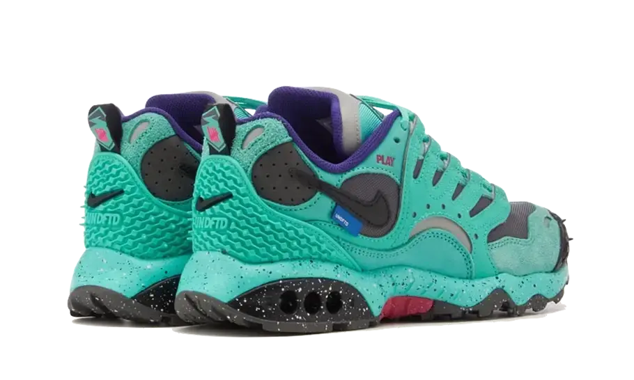 Nike Air Terra Humara Undefeated Light Menta