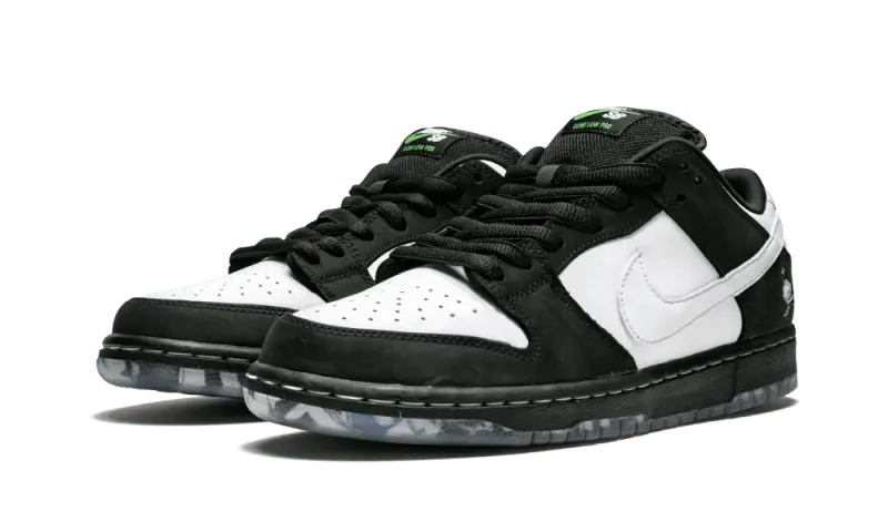 Nike SB Dunk Low Staple Panda Pigeon